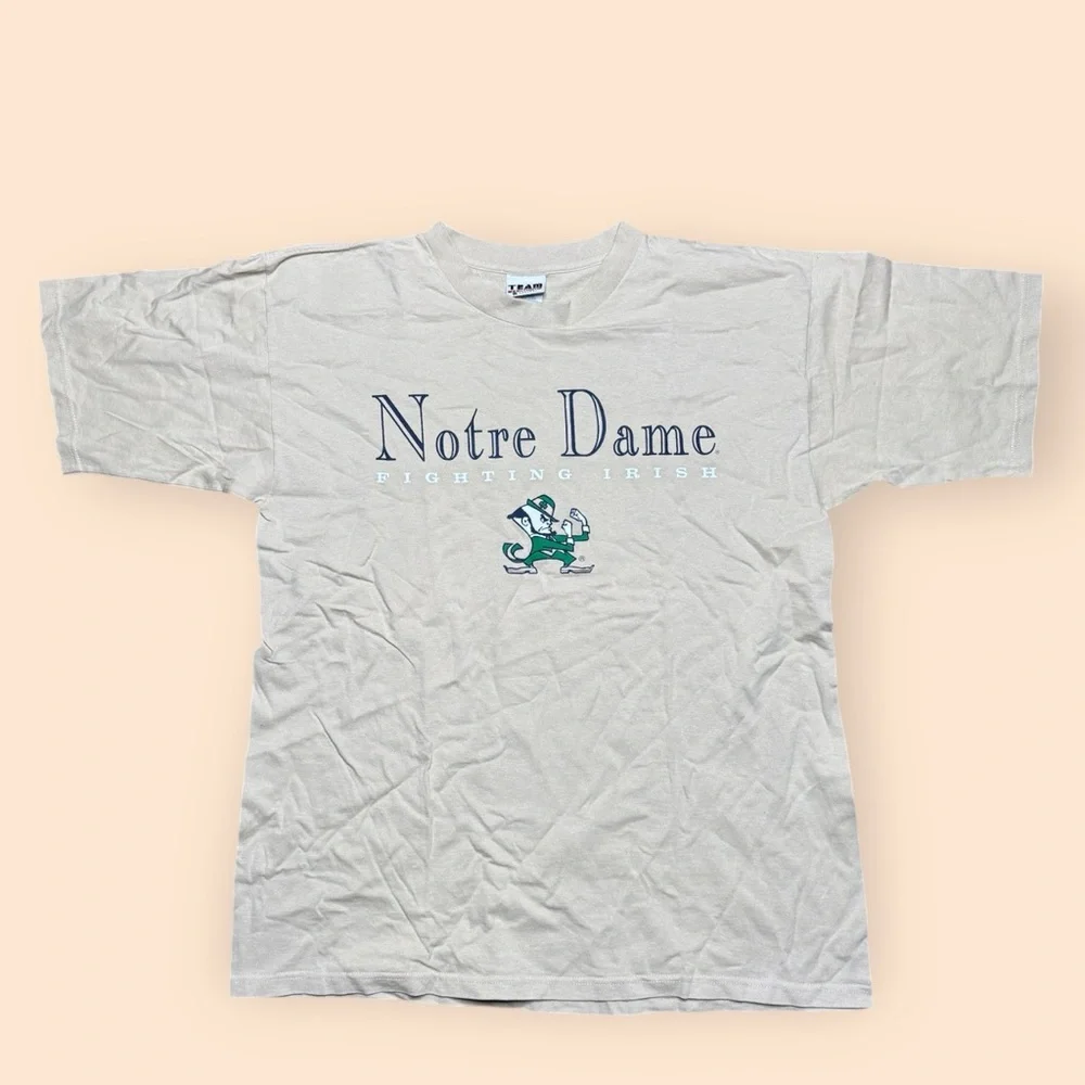 Vintage Notre Dame Fighting Irish Y2K T Shirt Men’s XL Gold 2000s Vtg - Picture 1 of 4